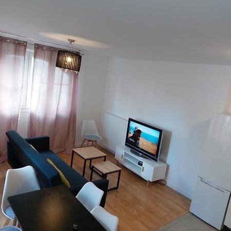 New Regence Apartment Serris Extérieur photo